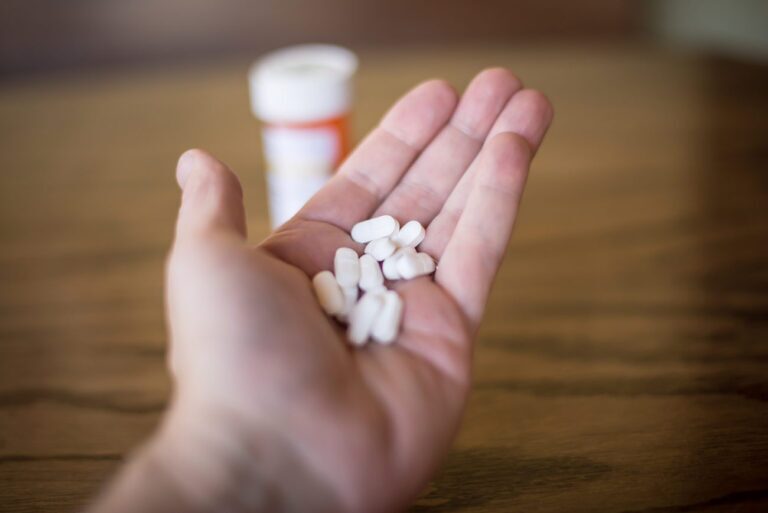 Xanax Dependence vs Addiction: What’s the Difference?