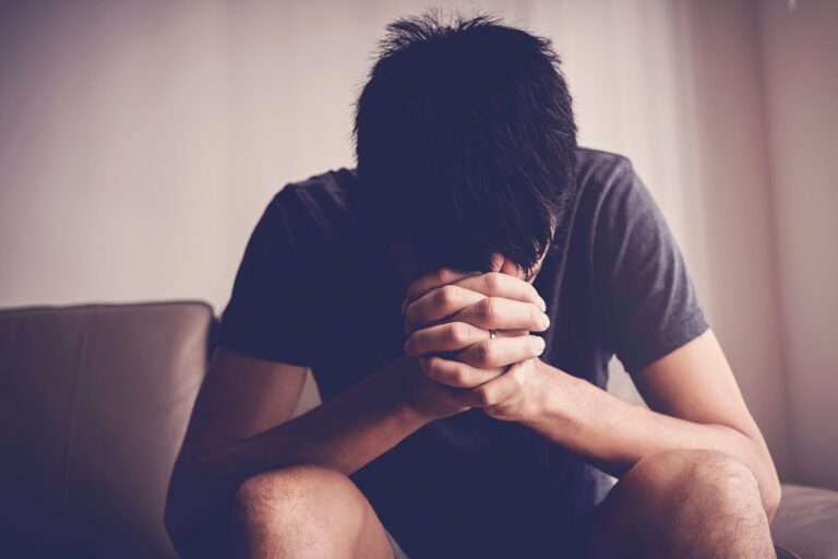 The Connection Between Avoidant Personality Disorder and Substance Abuse